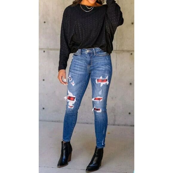 Judy Blue Skinny Fit Jeans Womens 11/30 Blue Buffalo Plaid Distressed - Picture 1 of 10